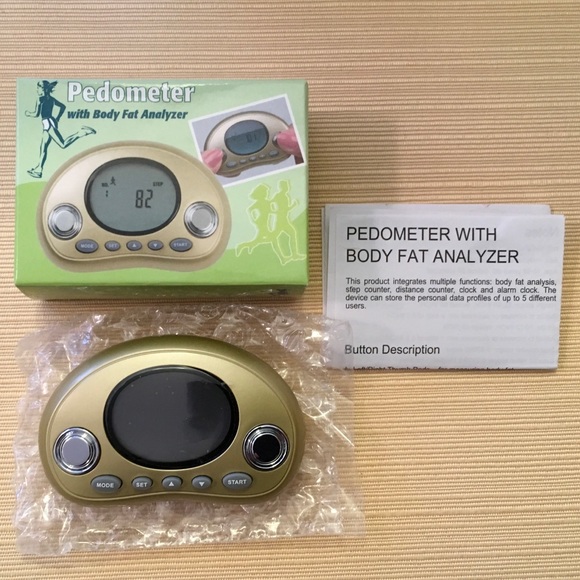 PEDOMETER WITH BODY FAT ANALYZER - Picture 1 of 2